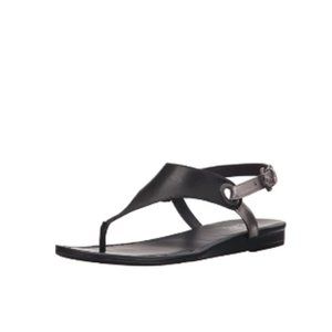 Franco Sarto Women's Shoe Grip Thong Sandal Black
